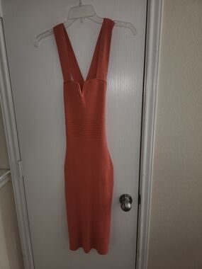 Sleeveless Deep V Orange Express Bodycon Midi Dress